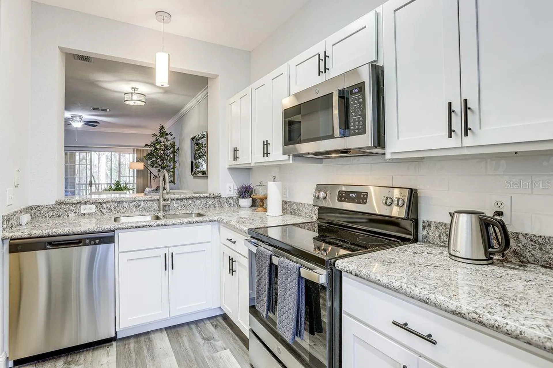 4988 NW 43rd Avenue Gainesville FL 32606
