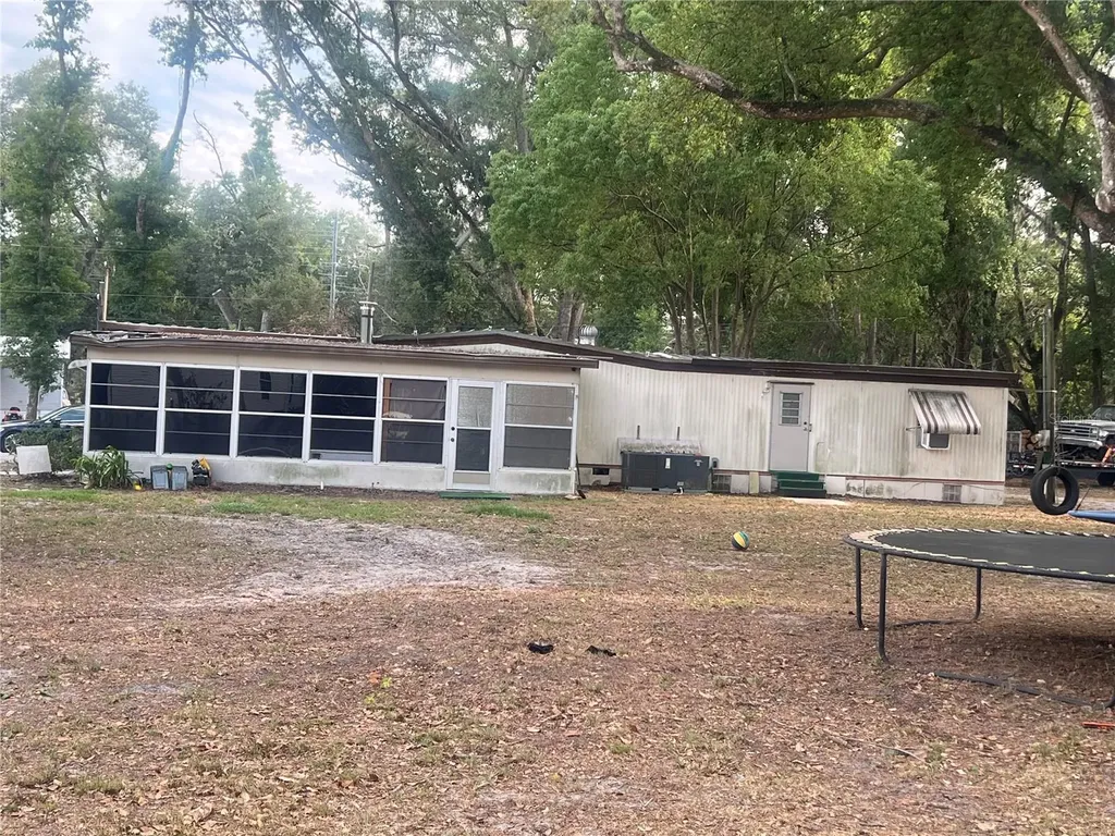 4021 Lowell Lane Zephyrhills FL 33541
