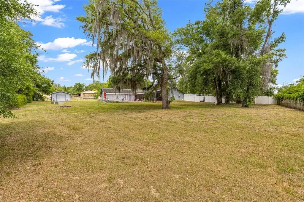 11470 SE 73rd Court Belleview FL 34420