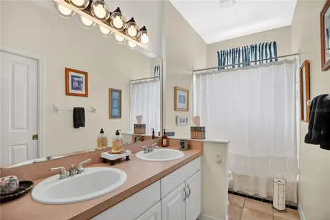 5237 Chiswick Circle Belle Isle FL 32812
