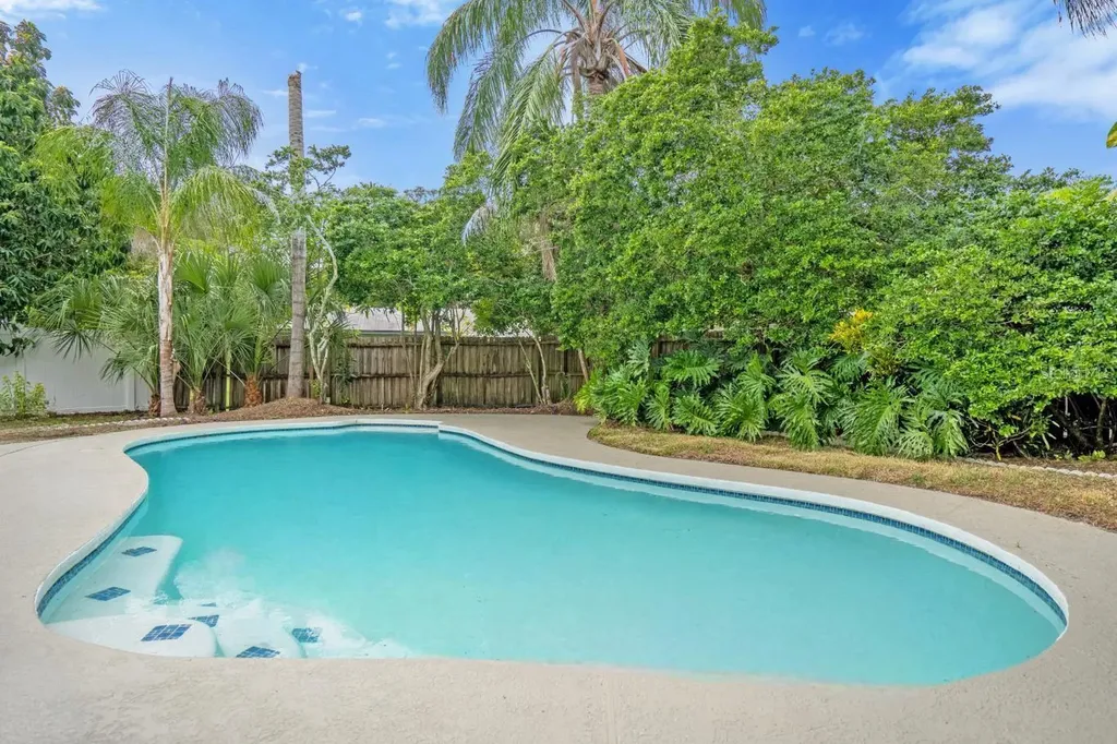 8241 Caraway Drive Orlando FL 32819