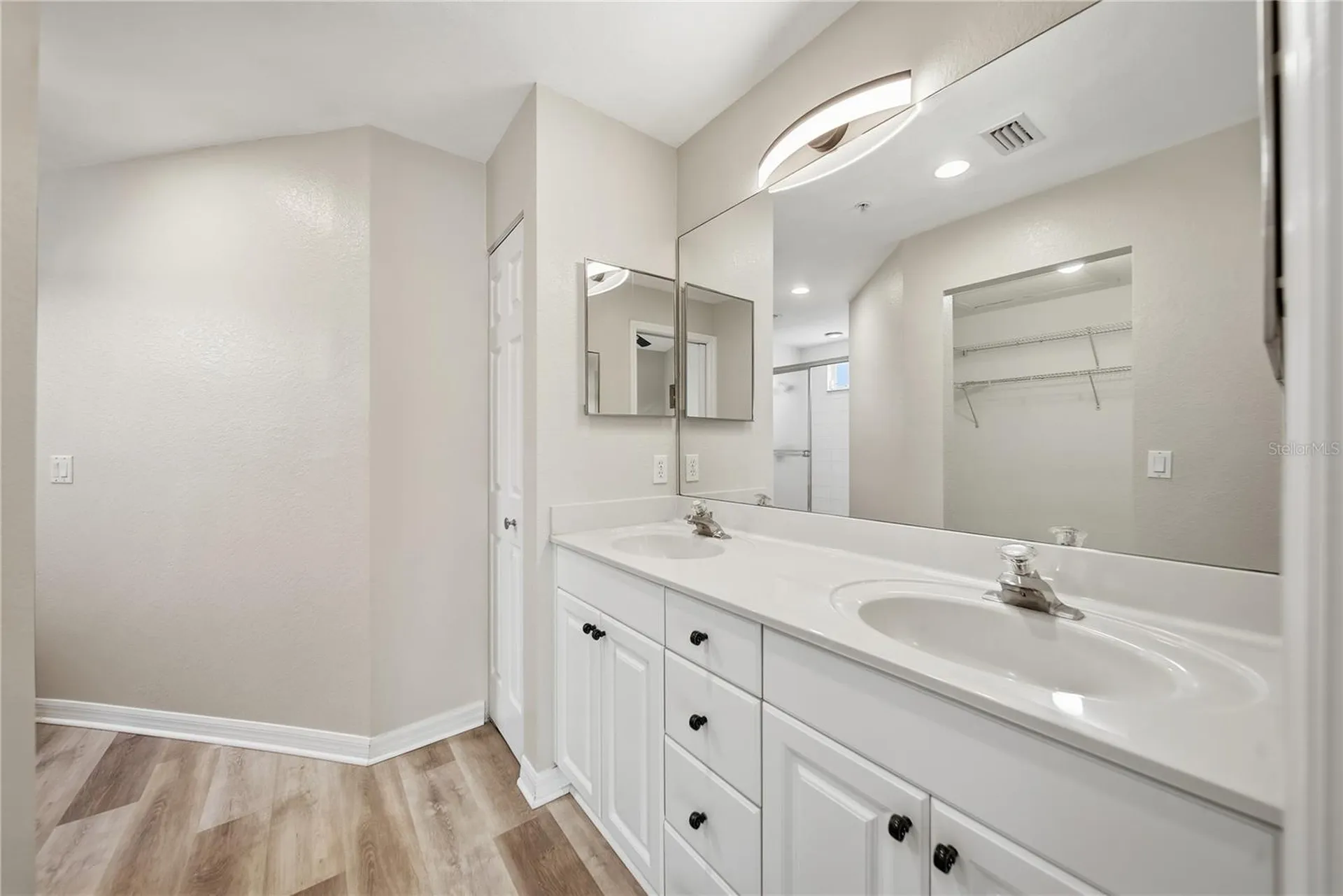 7660 Sweetbay Circle Bradenton FL 34203