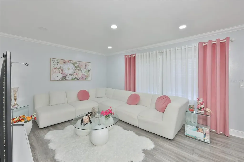 1865 Clearbrooke Drive Clearwater FL 33760