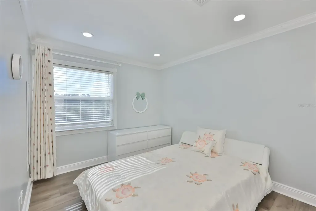 1865 Clearbrooke Drive Clearwater FL 33760