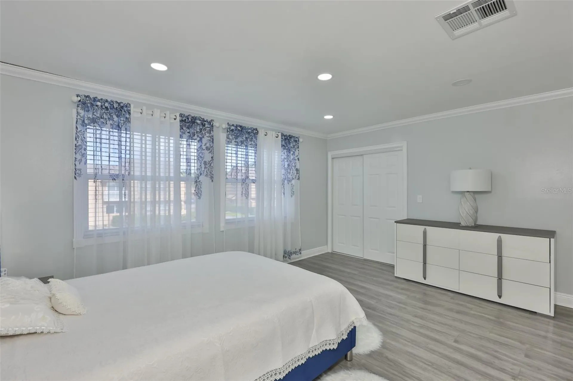 1865 Clearbrooke Drive Clearwater FL 33760