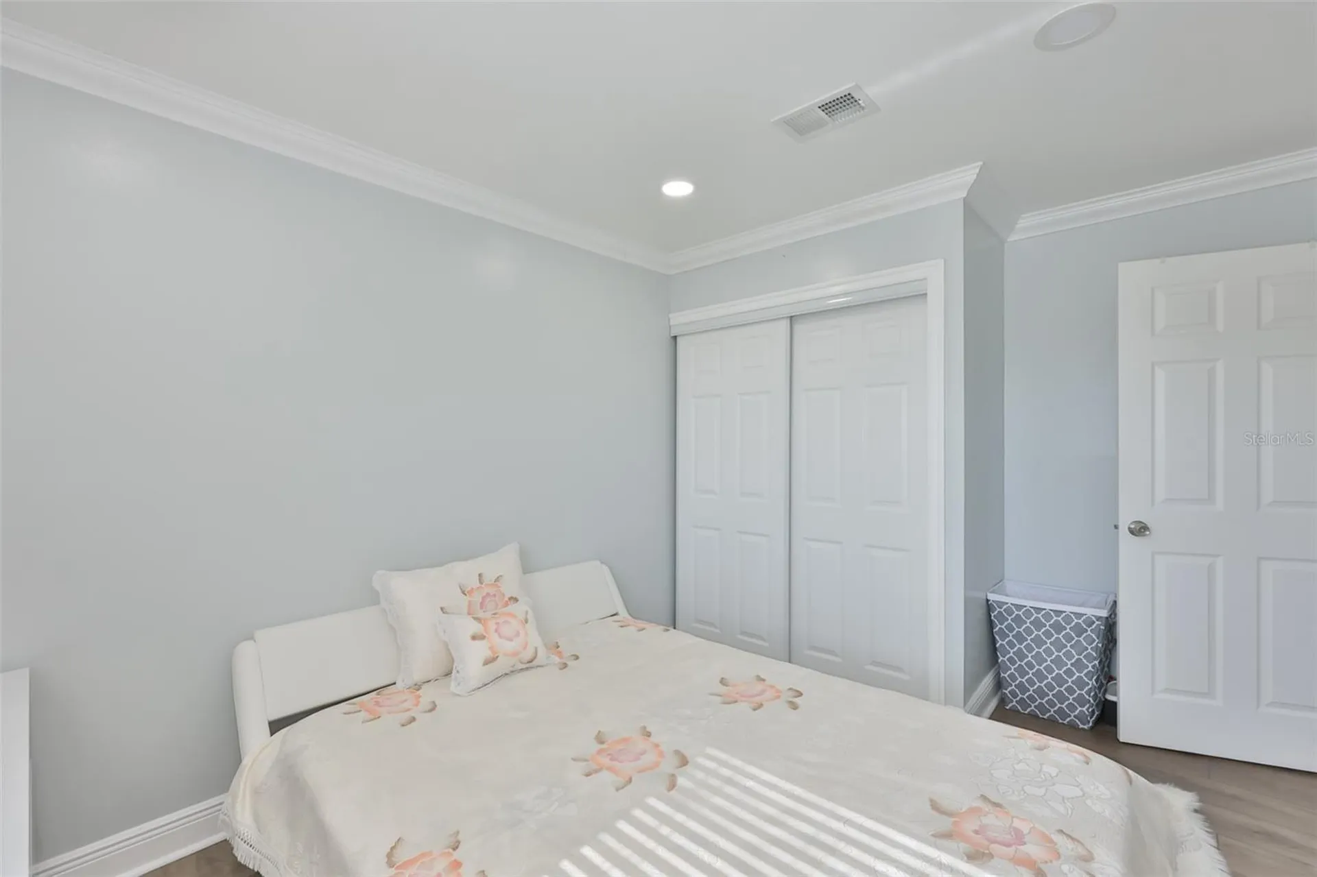 1865 Clearbrooke Drive Clearwater FL 33760