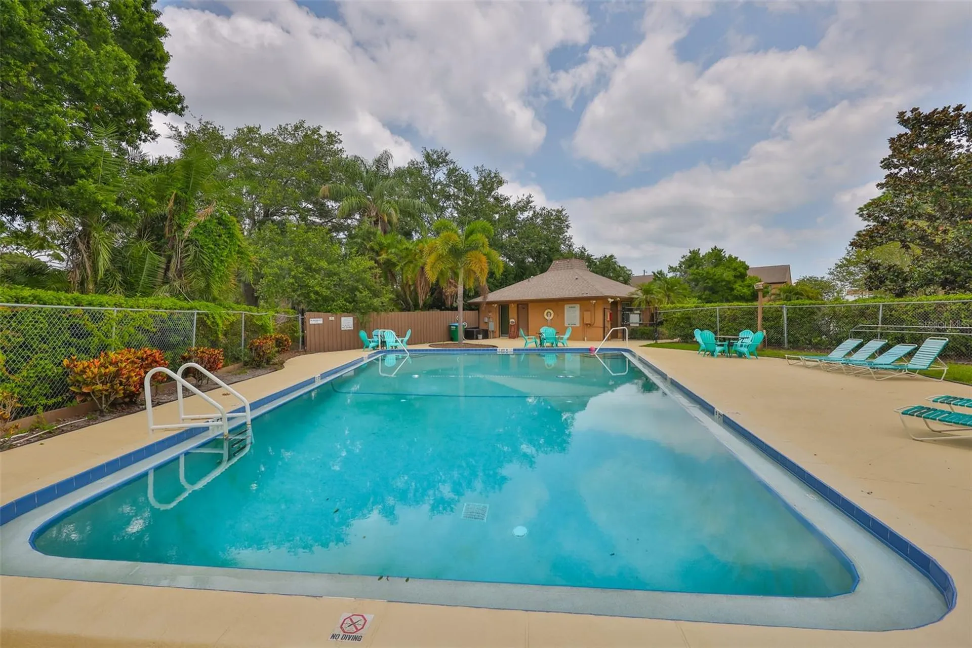 1865 Clearbrooke Drive Clearwater FL 33760