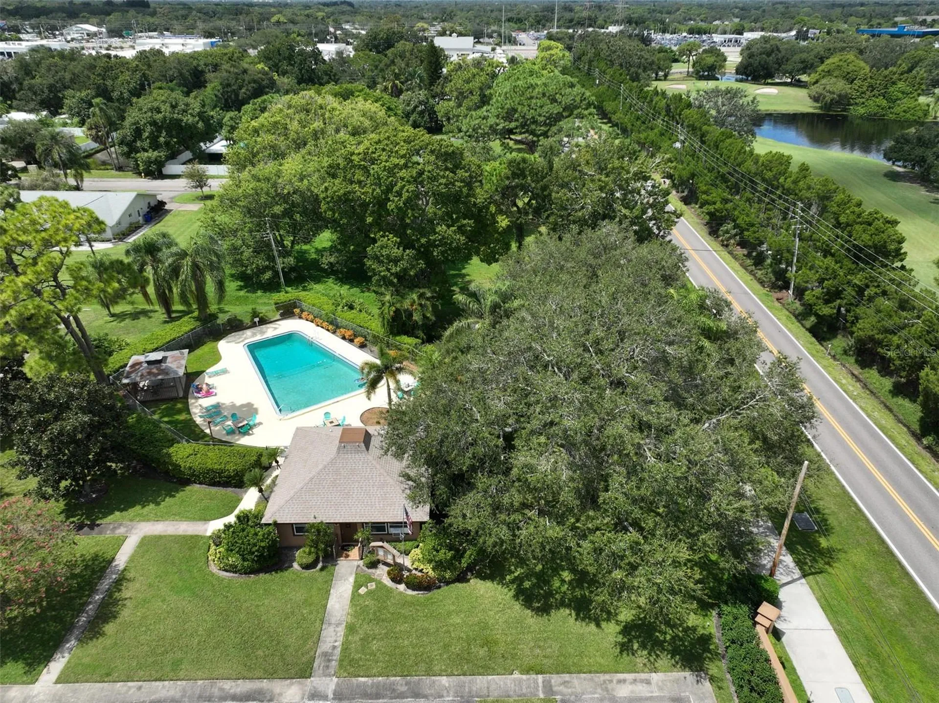 1865 Clearbrooke Drive Clearwater FL 33760