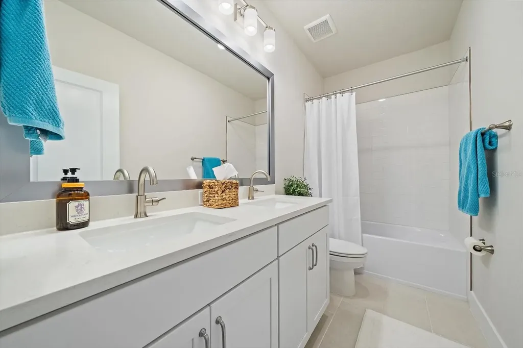 1574 Running Tide Place Sarasota FL 34240