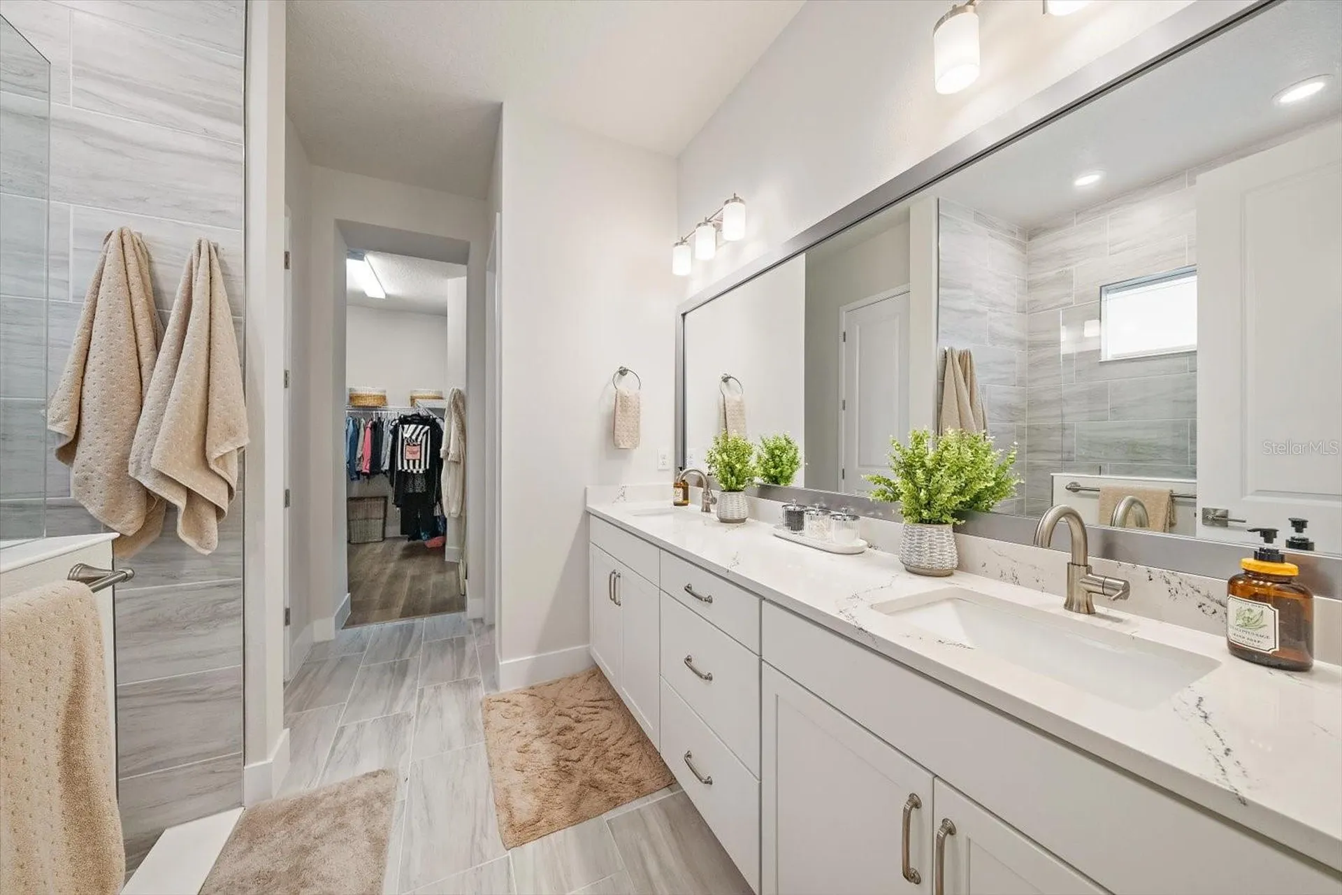 1574 Running Tide Place Sarasota FL 34240