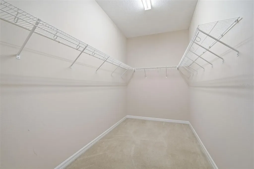 1520 Rhodeswell Lane Dover FL 33527