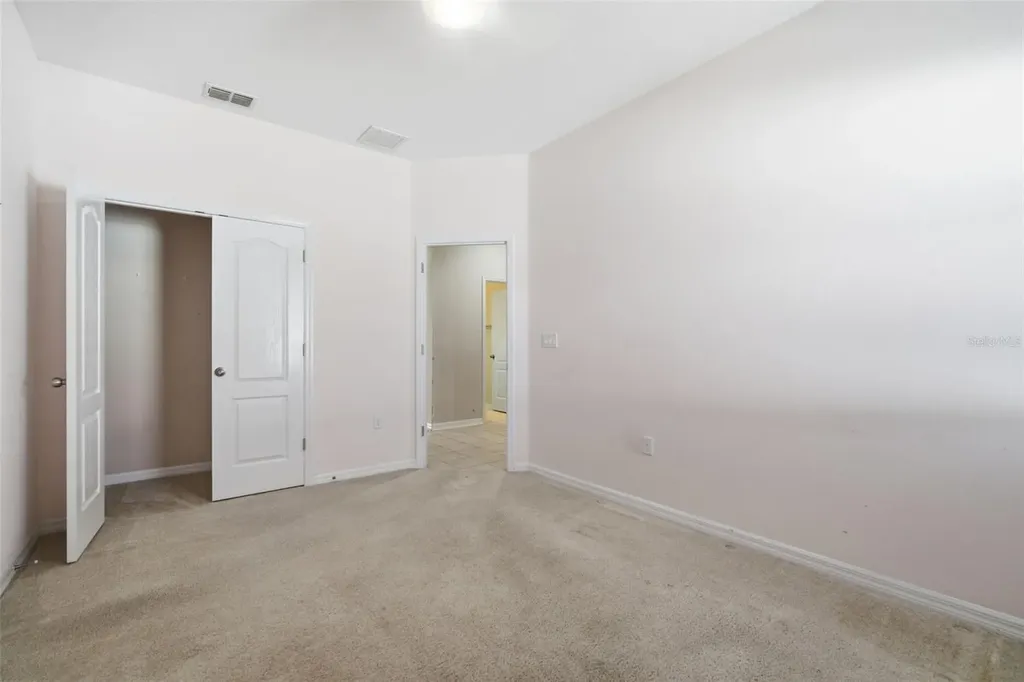 1520 Rhodeswell Lane Dover FL 33527
