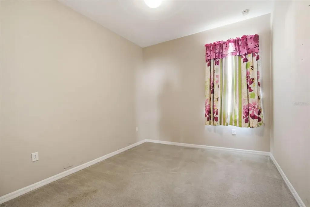 1520 Rhodeswell Lane Dover FL 33527