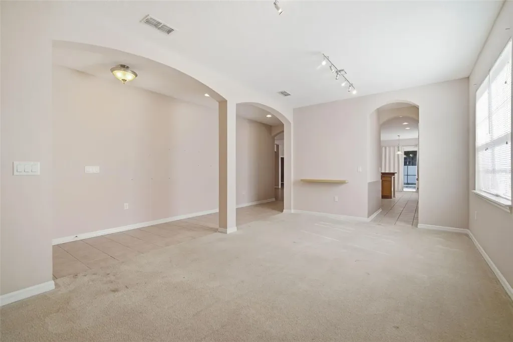 1520 Rhodeswell Lane Dover FL 33527