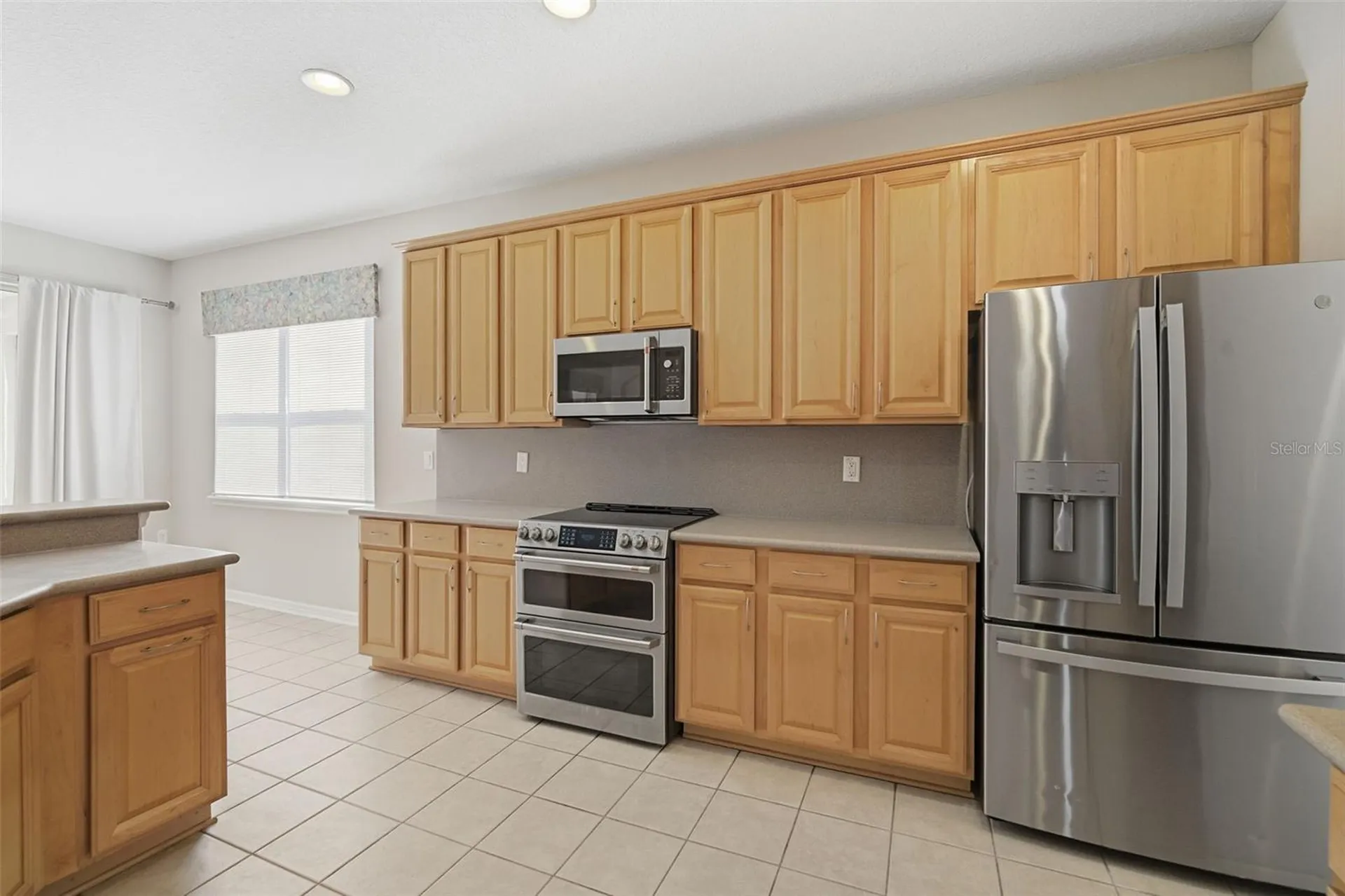 1520 Rhodeswell Lane Dover FL 33527