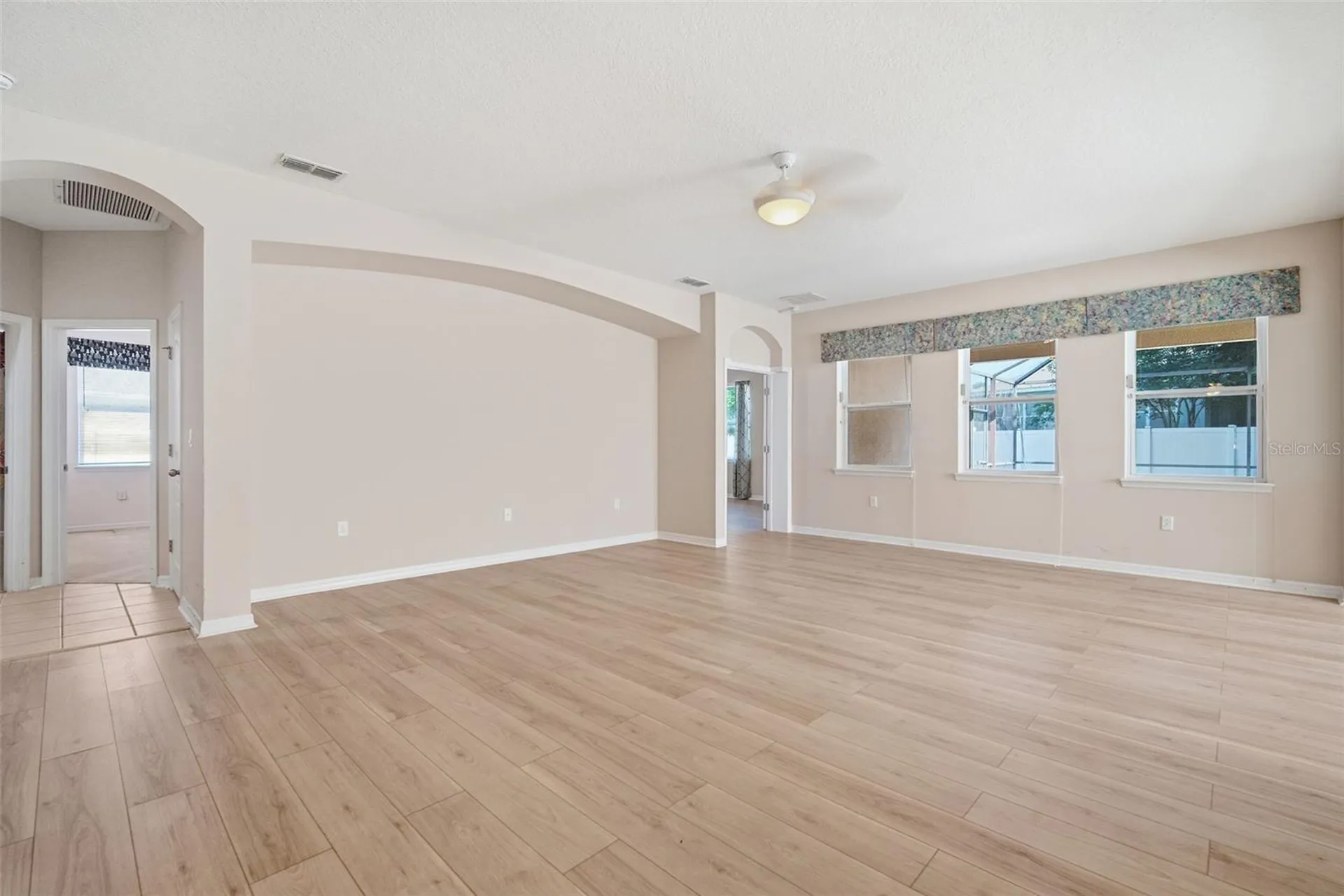 1520 Rhodeswell Lane Dover FL 33527