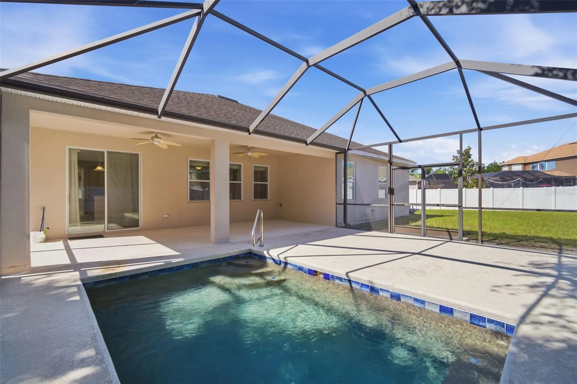 1520 Rhodeswell Lane Dover FL 33527