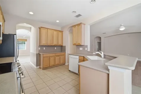 1520 Rhodeswell Lane Dover FL 33527