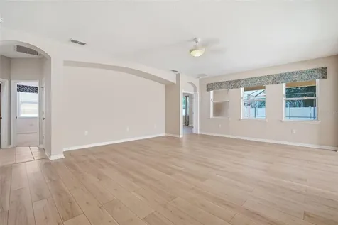 1520 Rhodeswell Lane Dover FL 33527
