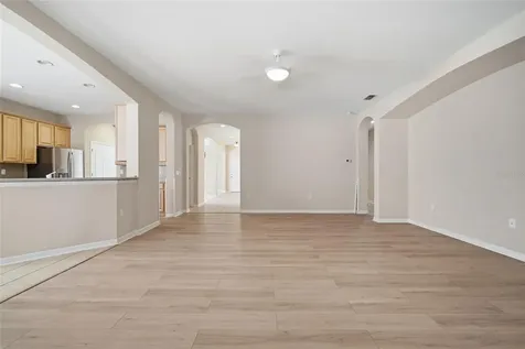 1520 Rhodeswell Lane Dover FL 33527