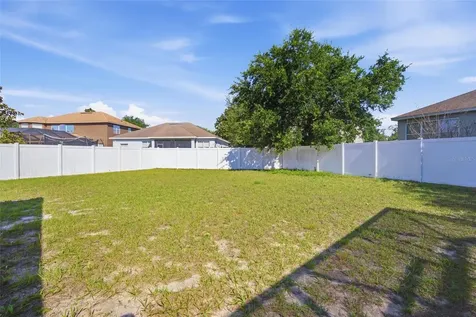 1520 Rhodeswell Lane Dover FL 33527