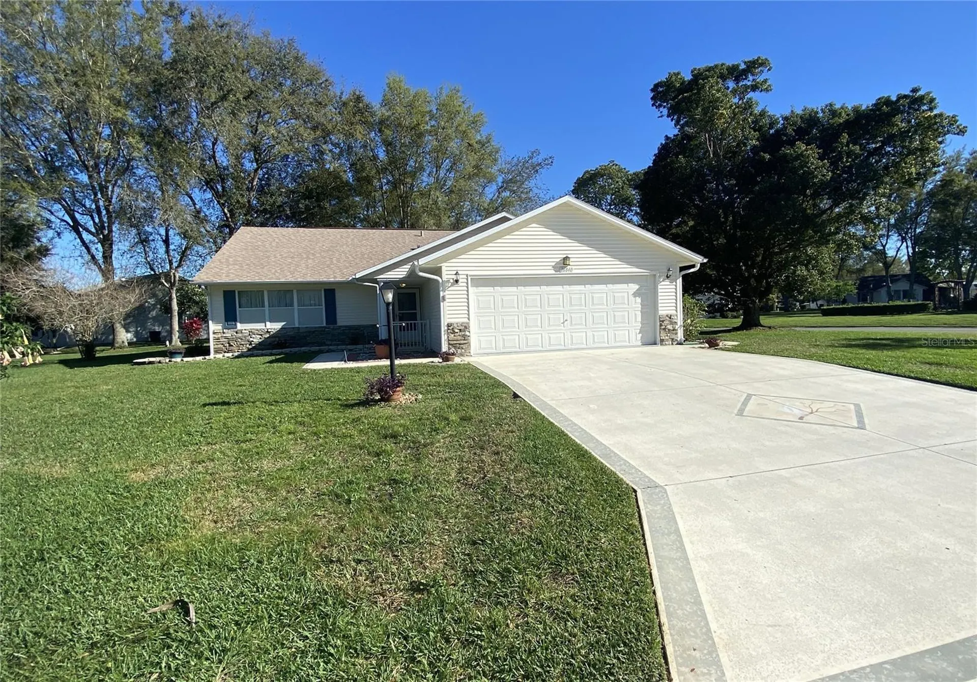 26840 Racquet Circle Leesburg FL 34748