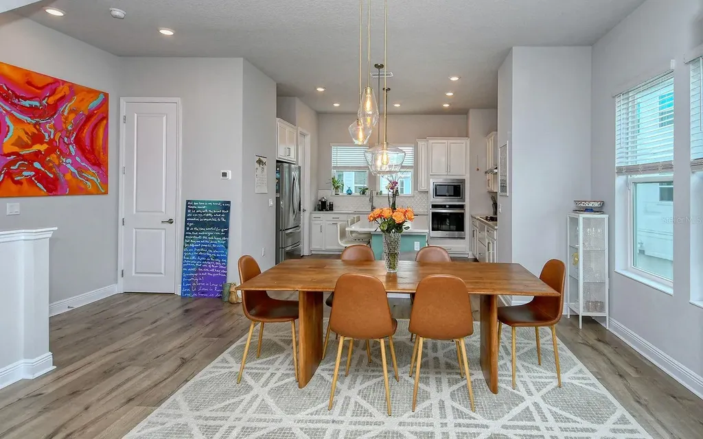 2300 Lindstrom Street Sarasota FL 34237