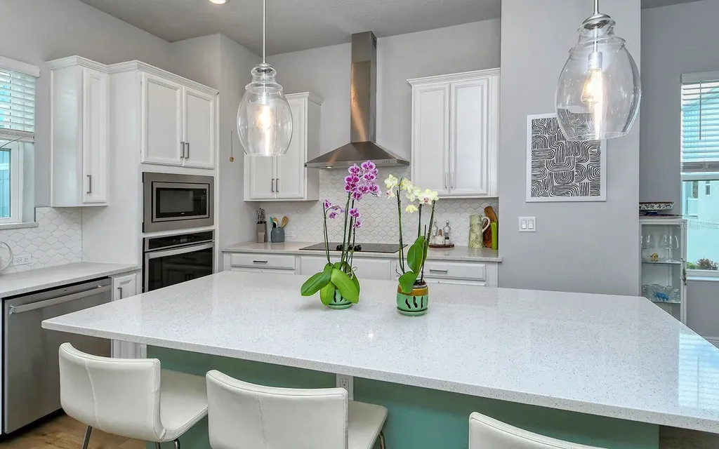 2300 Lindstrom Street Sarasota FL 34237