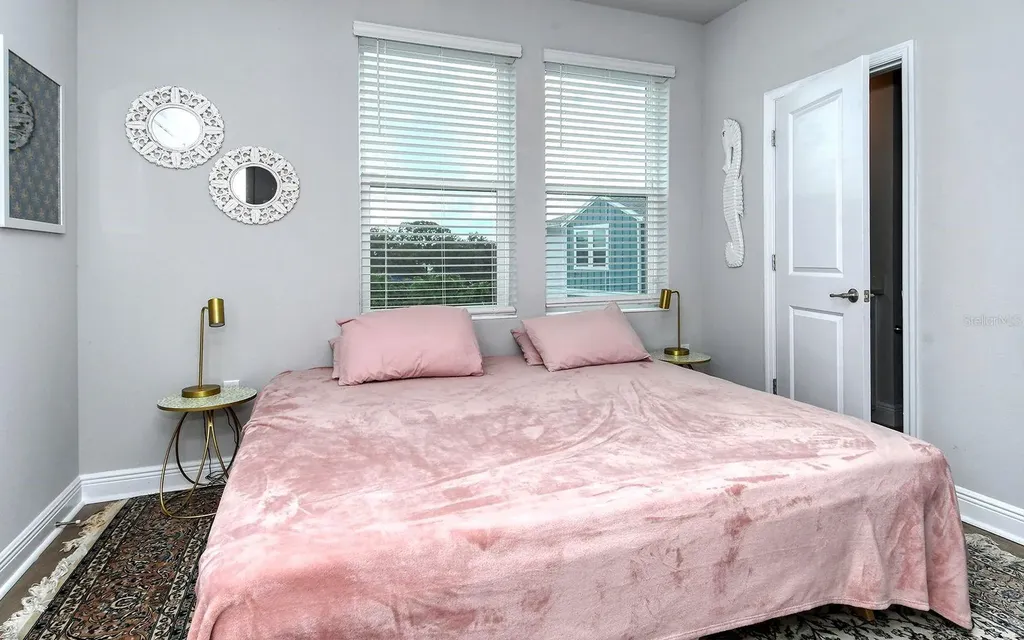 2300 Lindstrom Street Sarasota FL 34237