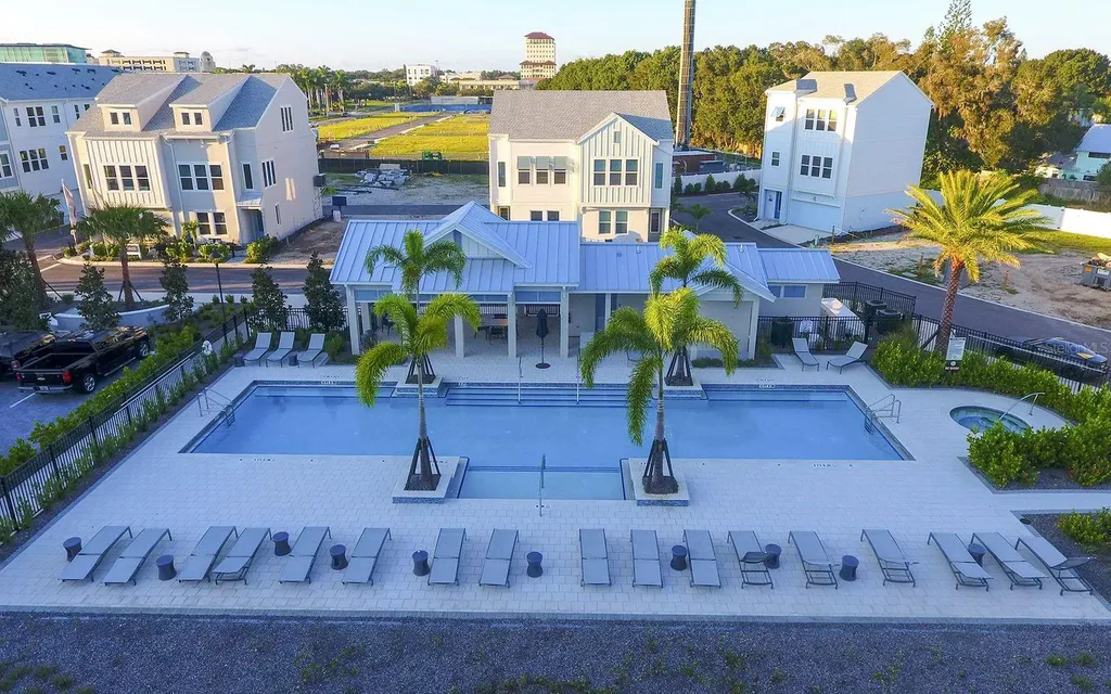 2300 Lindstrom Street Sarasota FL 34237