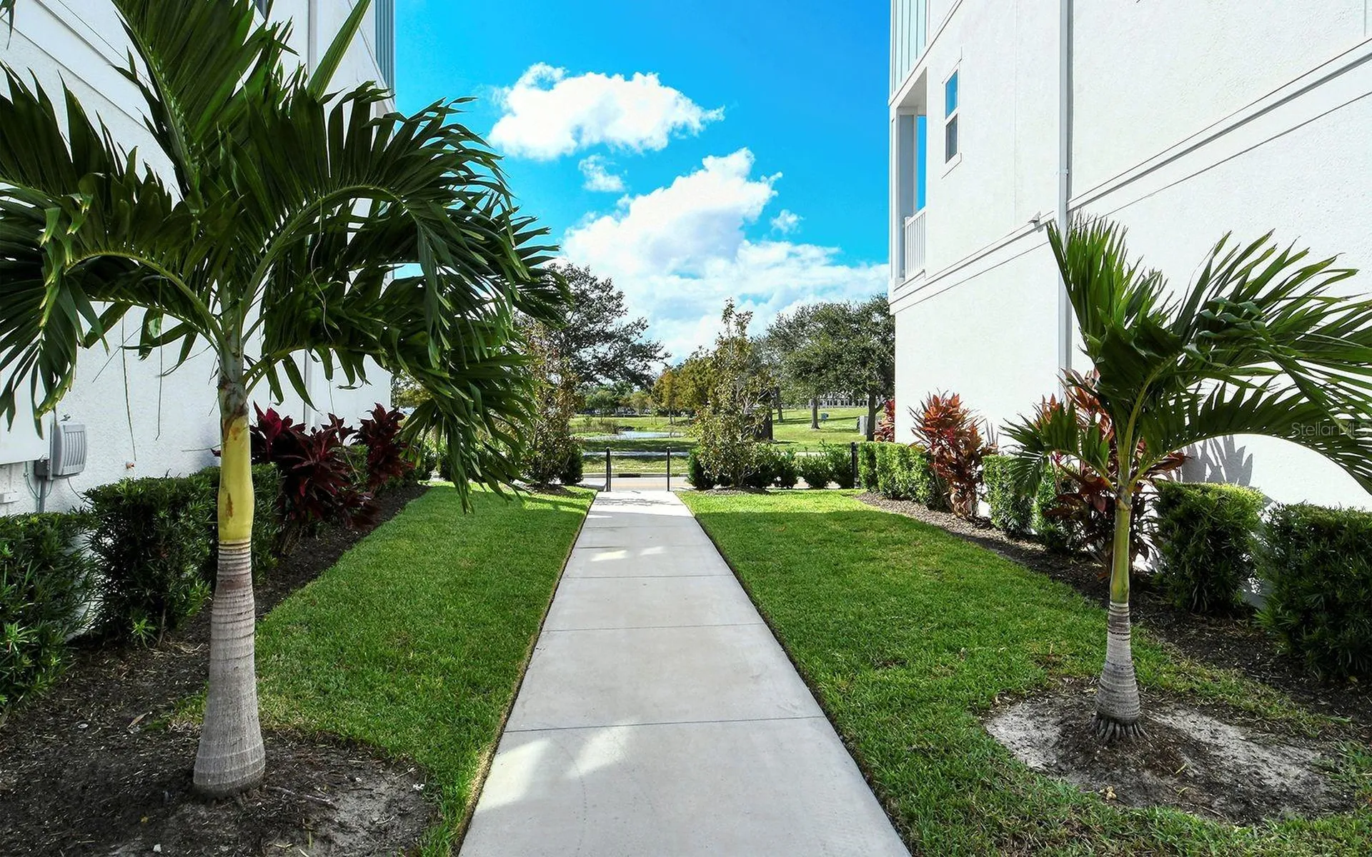 2300 Lindstrom Street Sarasota FL 34237