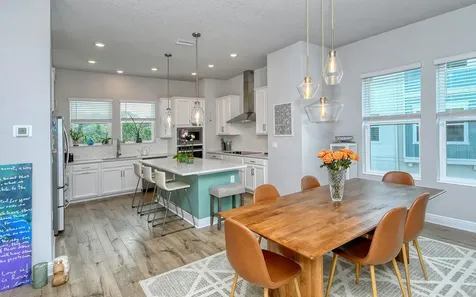 2300 Lindstrom Street Sarasota FL 34237