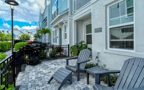 2300 Lindstrom Street Sarasota FL 34237