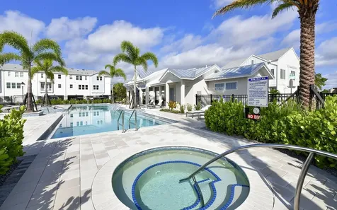 2300 Lindstrom Street Sarasota FL 34237
