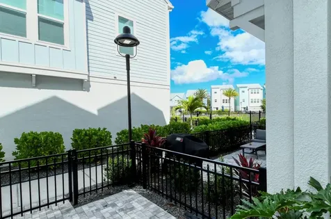 2300 Lindstrom Street Sarasota FL 34237