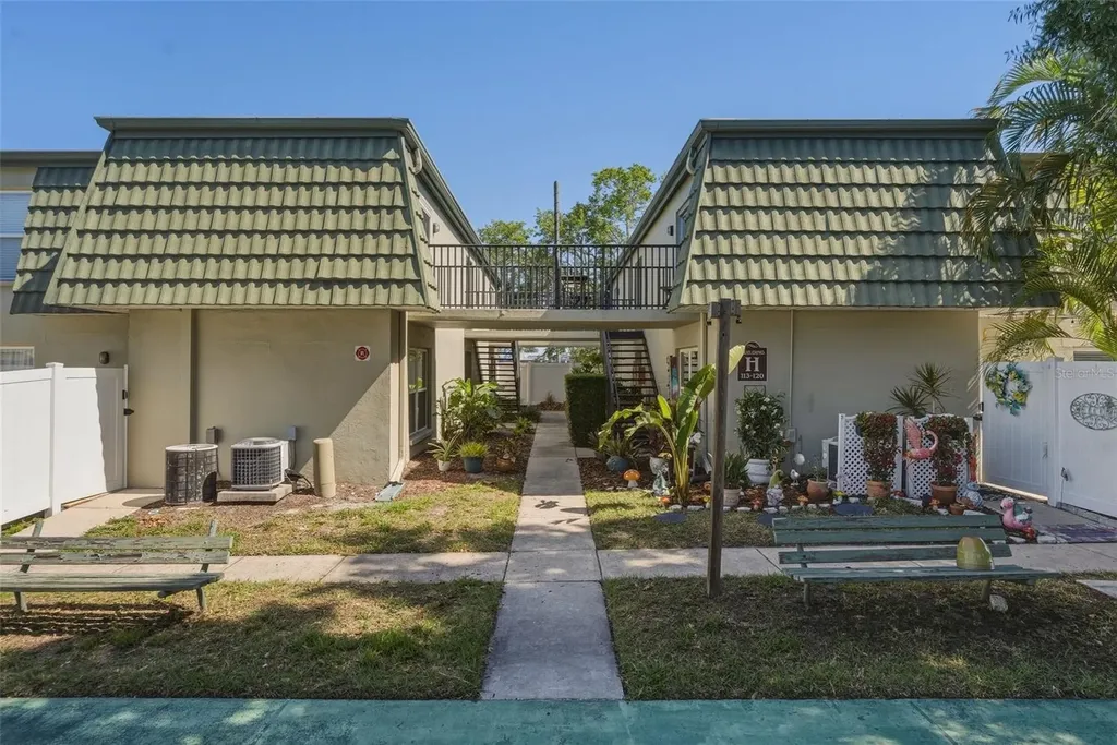 1799 N Highland Avenue Clearwater FL 33755