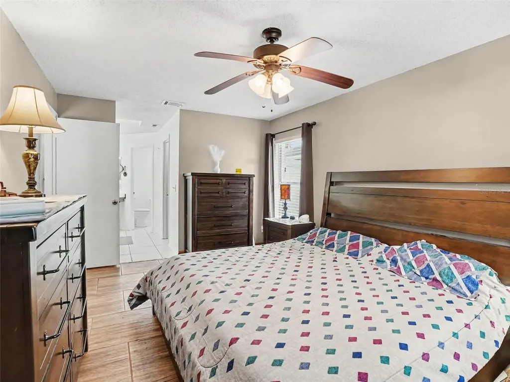184 Coral Reef Circle Kissimmee FL 34743