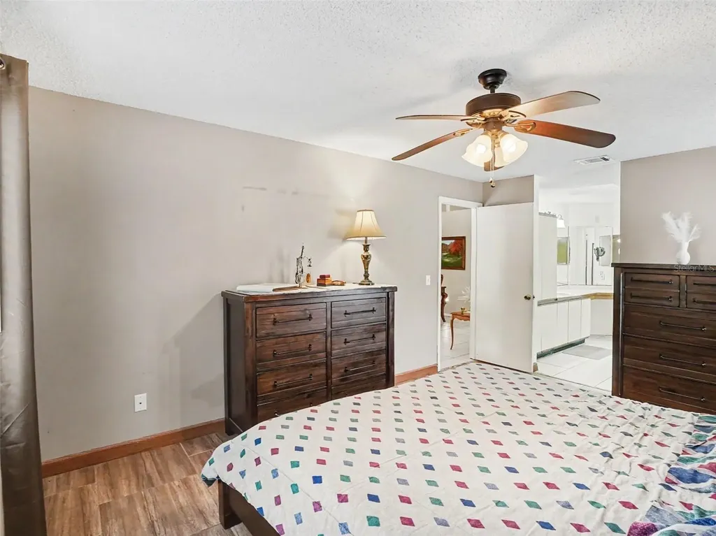 184 Coral Reef Circle Kissimmee FL 34743
