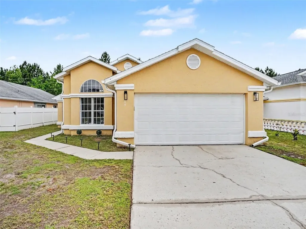 184 Coral Reef Circle Kissimmee FL 34743