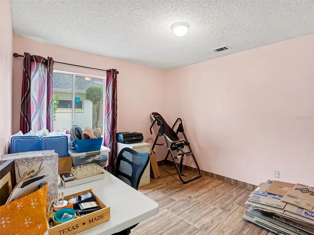 184 Coral Reef Circle Kissimmee FL 34743