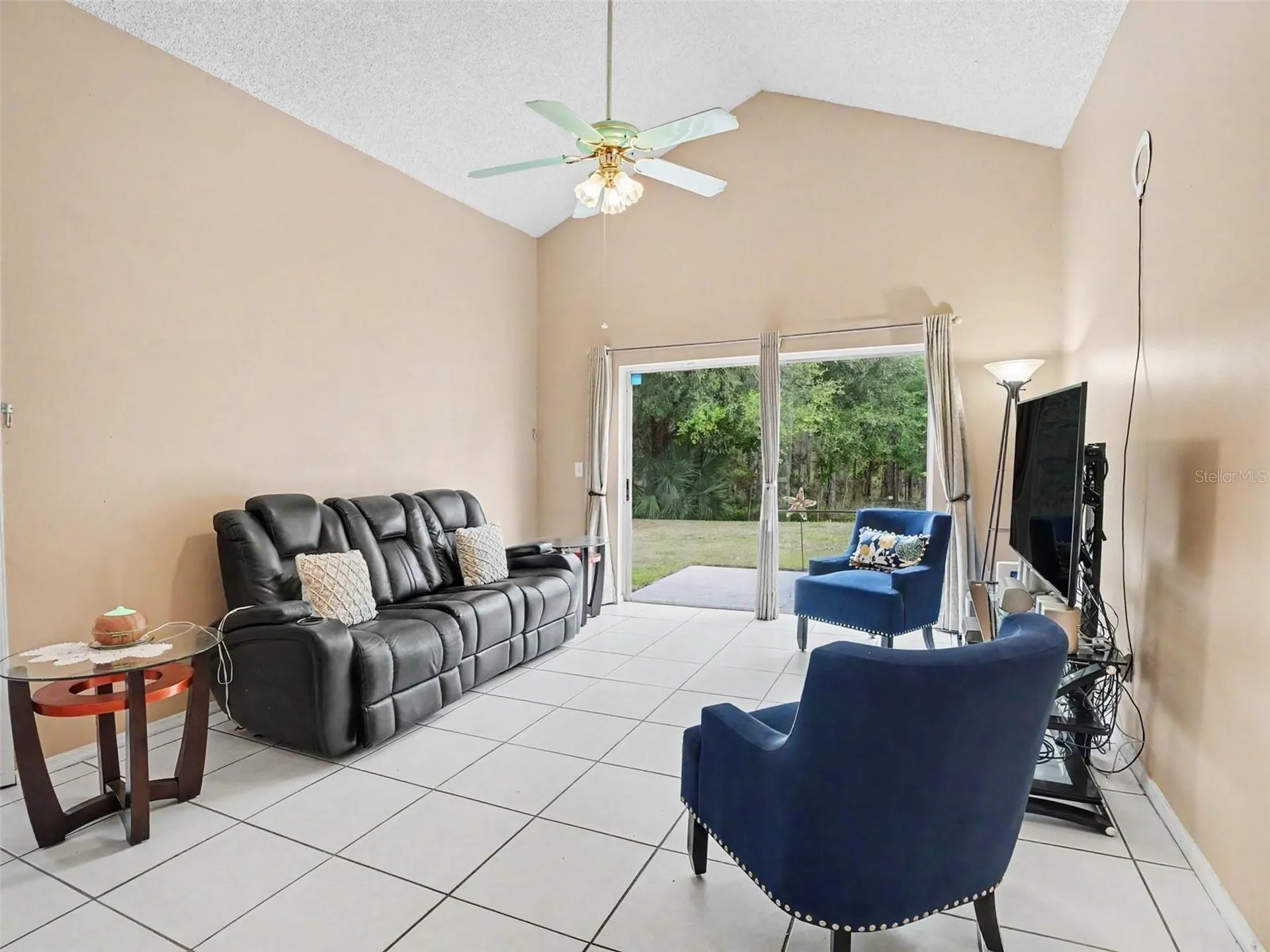 184 Coral Reef Circle Kissimmee FL 34743
