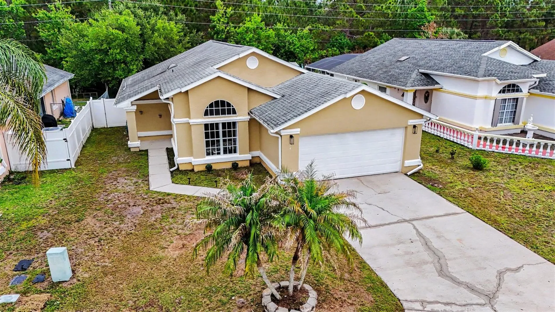 184 Coral Reef Circle Kissimmee FL 34743