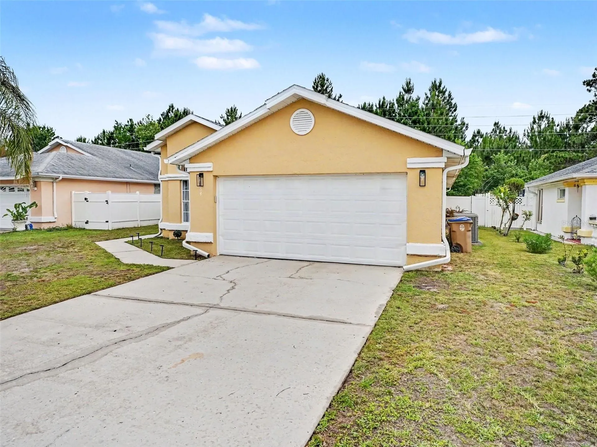 184 Coral Reef Circle Kissimmee FL 34743