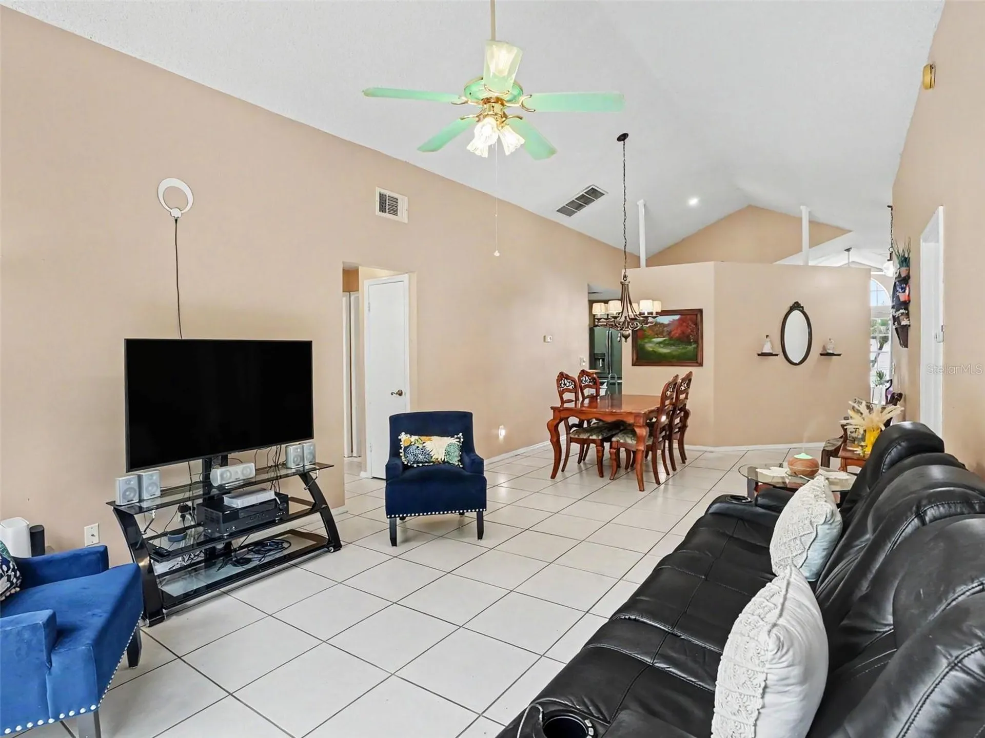 184 Coral Reef Circle Kissimmee FL 34743