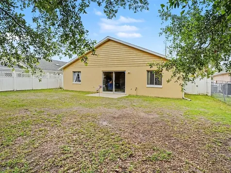 184 Coral Reef Circle Kissimmee FL 34743