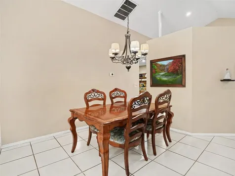 184 Coral Reef Circle Kissimmee FL 34743
