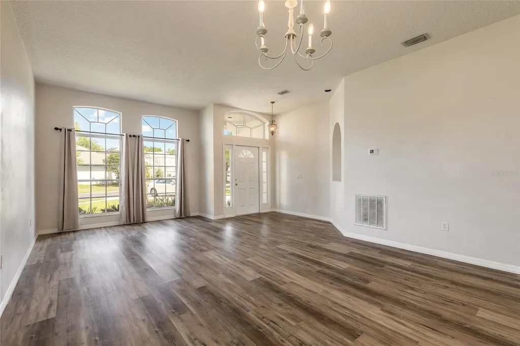 122 Spring Glen Drive Debary FL 32713