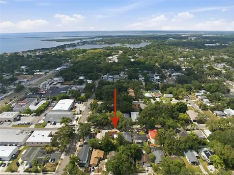 1025 3rd Street N Safety Harbor FL 34695