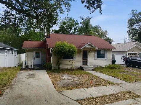 1025 3rd Street N Safety Harbor FL 34695