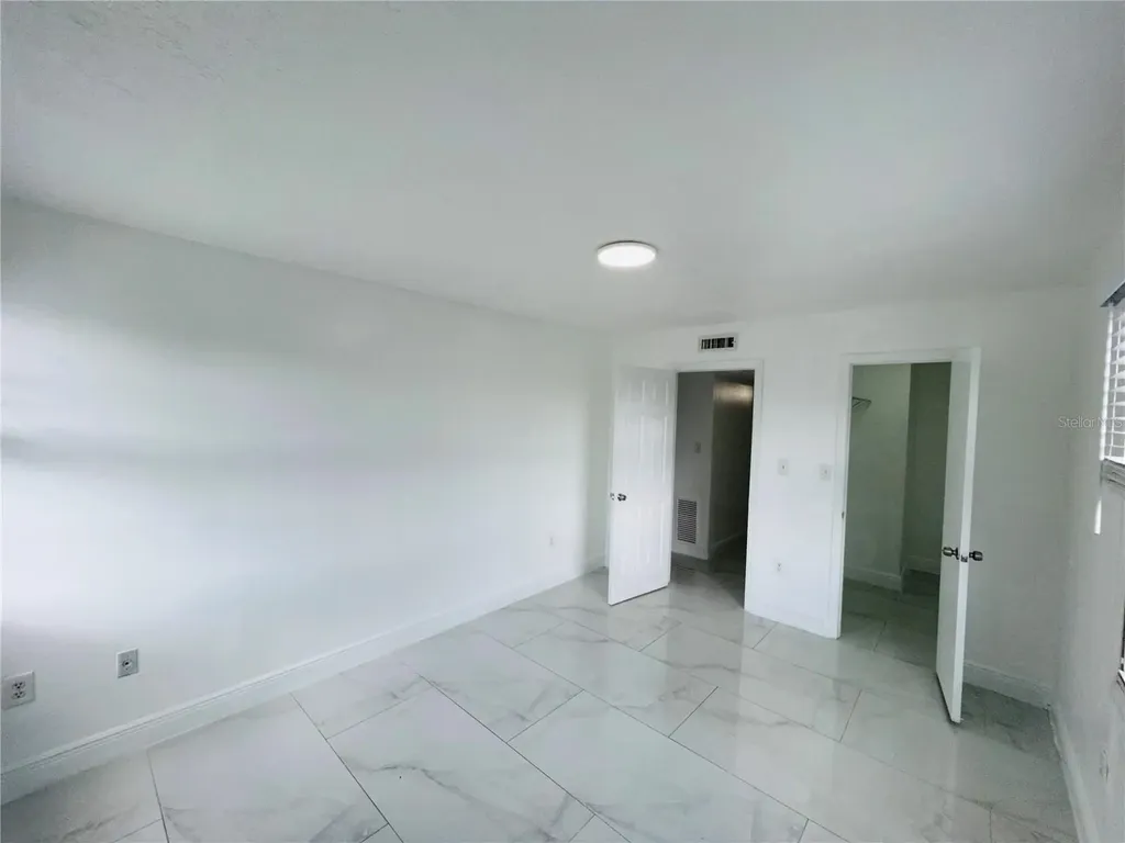 2787 L B Mcleod Road Orlando FL 32805